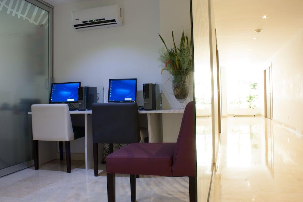 Hotel Washington Plaza Barranquilla  Esterno foto