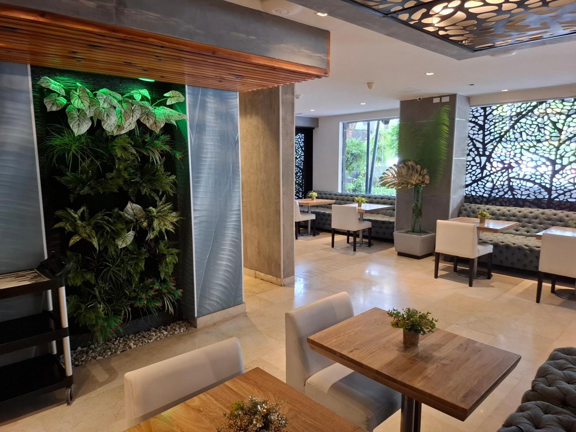 Hotel Washington Plaza Barranquilla  Esterno foto