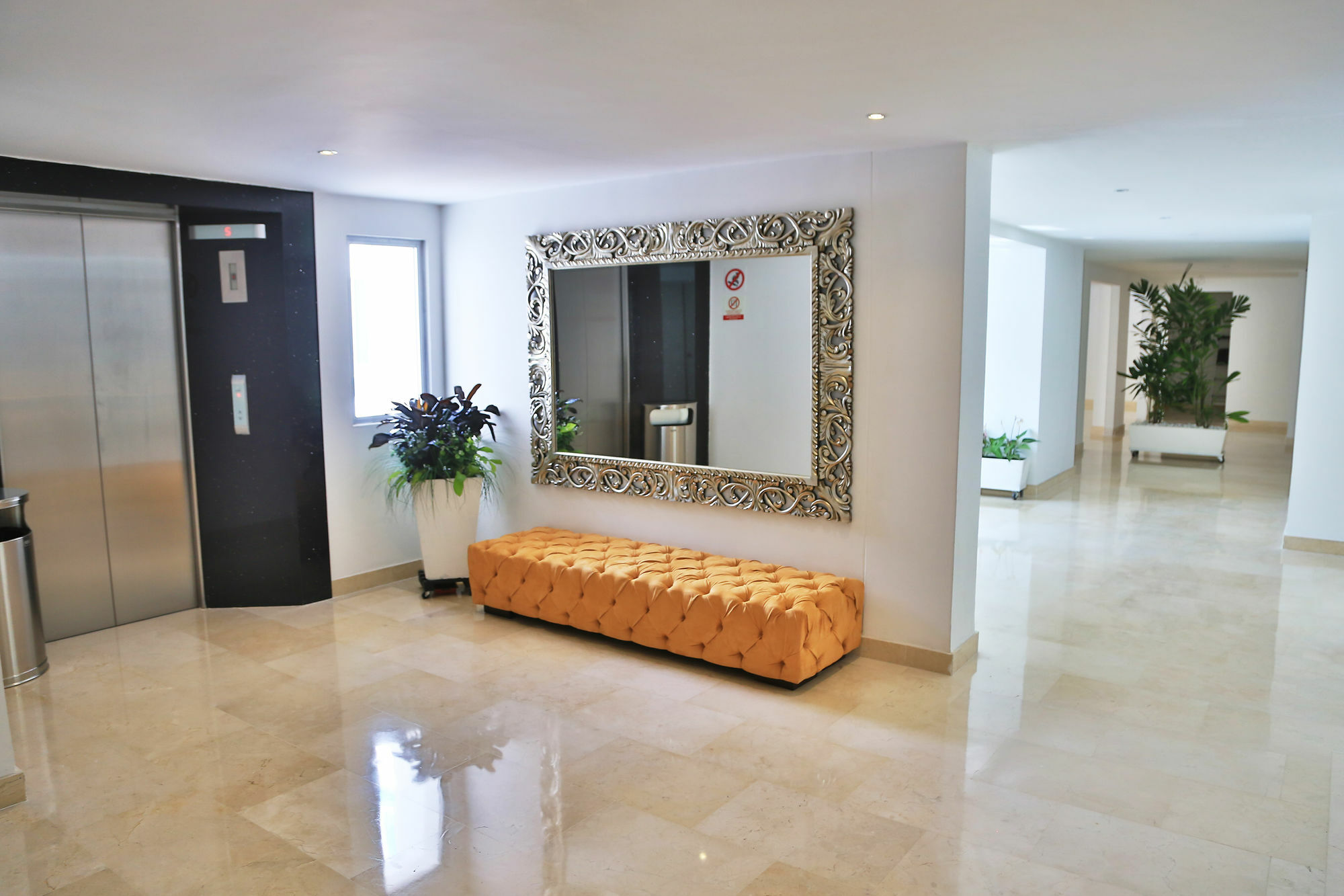Hotel Washington Plaza Barranquilla  Esterno foto